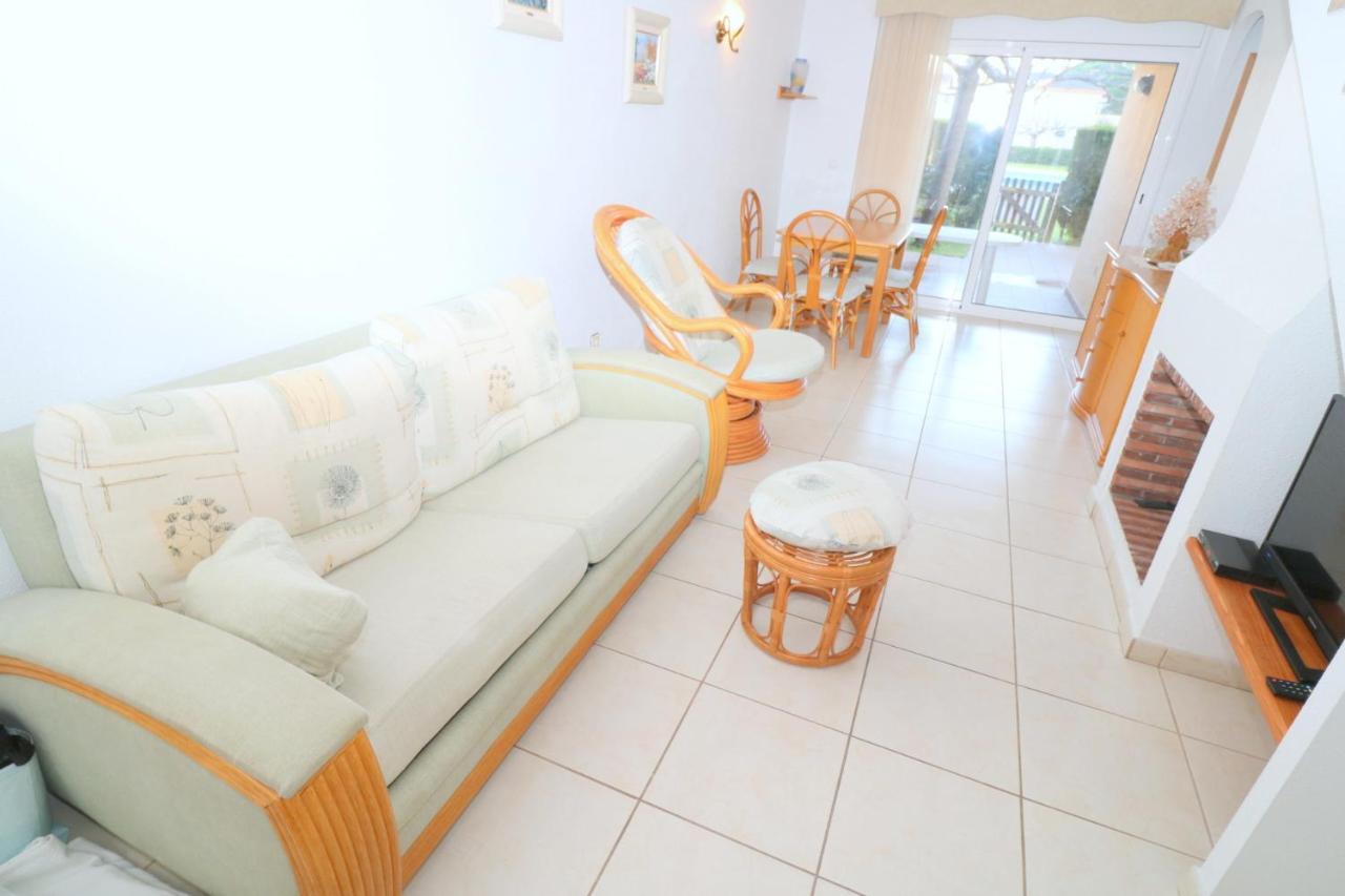 Port Estrella 24 Villa Roses Dış mekan fotoğraf