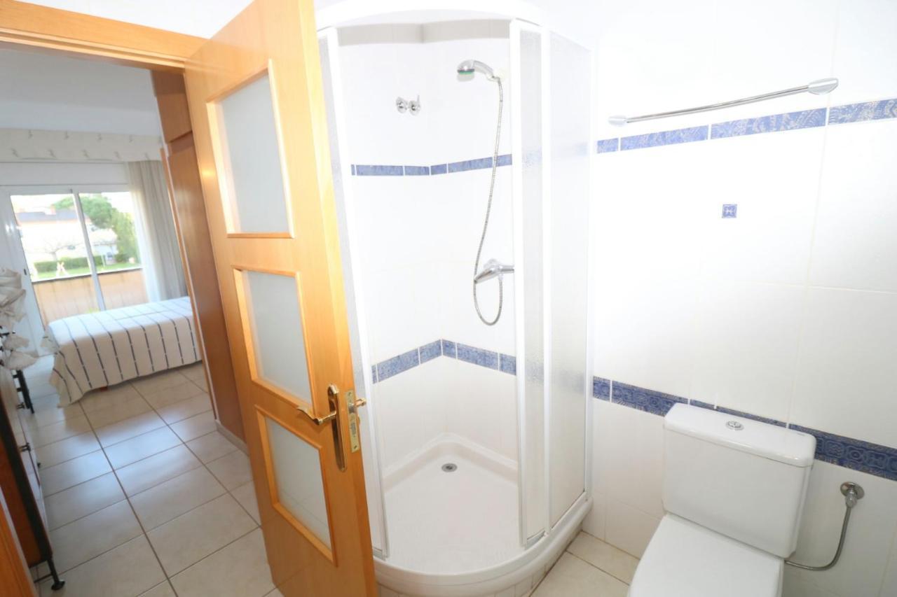 Port Estrella 24 Villa Roses Dış mekan fotoğraf