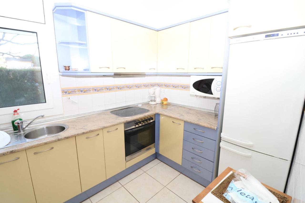 Port Estrella 24 Villa Roses Dış mekan fotoğraf